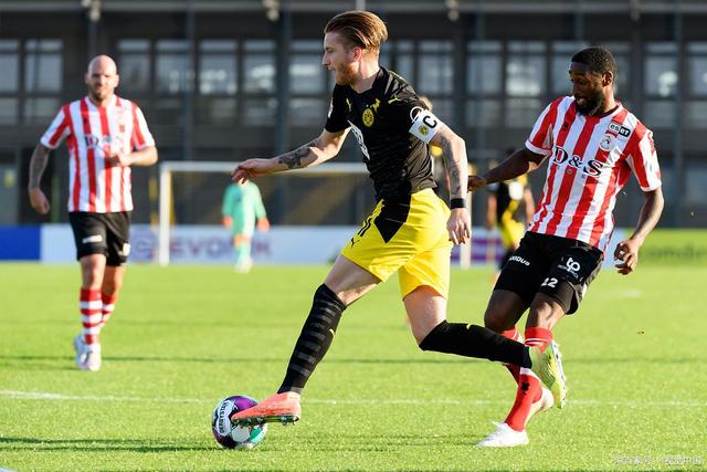 年轻力量的 年轻力量的